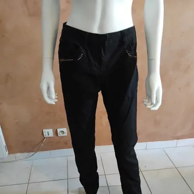 Pantalon noir intense taille 40 Riu